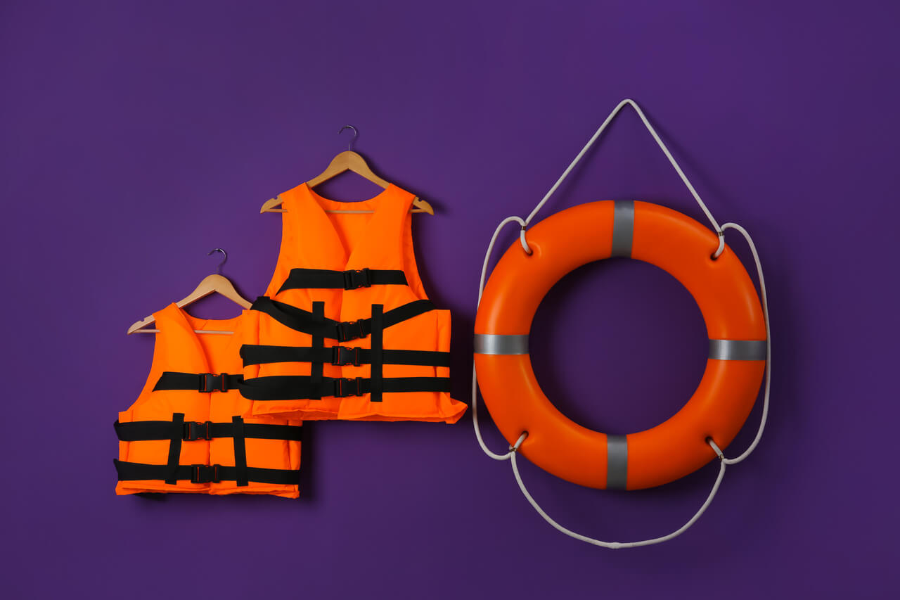 New York State Life Jacket Laws & Regulations Drive a Boat USA